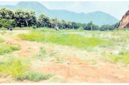 300 మందికి ఇళ్ల పట్టాలు సిద్ధం