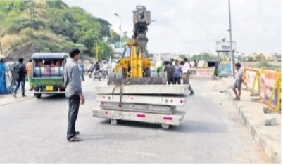 వాహనాలకు అనుమతి