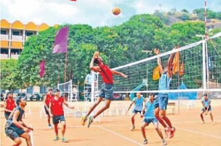 వాలీబాల్ పోటీల ప్రారంభం