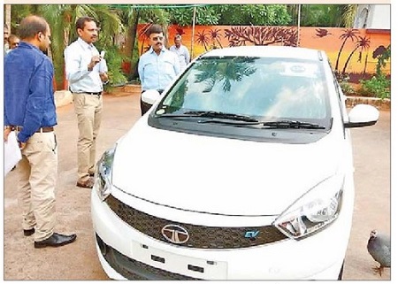 ప్రభుత్వ కార్యాలయాలకు విద్యుత్తు కార్లు