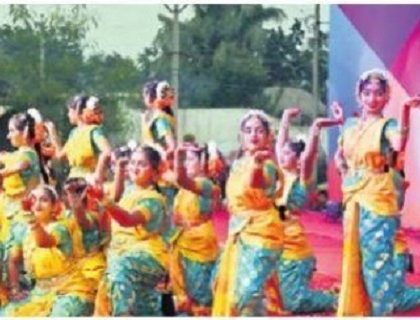 చిన్నతనం నుంచే సత్య మార్గంలో పయనించాలి