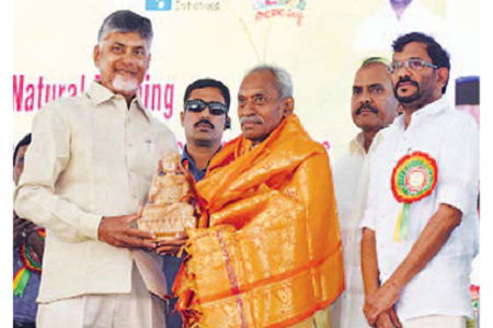 ప్రకృతి వ్యవసాయం.. దేశానికే ఆదర్శం