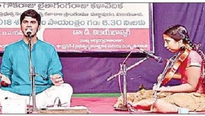 ఆకట్టుకున్న బాలప్రతిభ