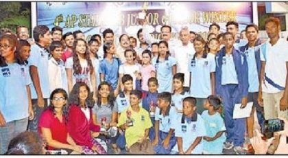 ఆక్వాటిక్ లో ఓవరాల్ ఛాంపియన్ కృష్ణా