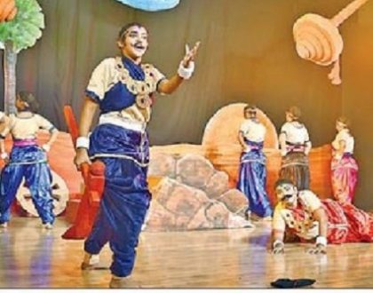చరిత్రకు దర్పణం.. నాటకాలు