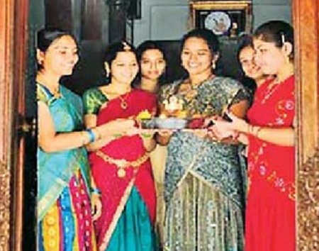 పల్లెకు పోదాం.. పండగ చేద్దాం
