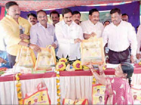 ప్రజల చేతిలో బ్రహ్మాస్త్రం 1100