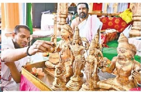 త్యాగ బ్రహ్మకు ఘన రాగ నివాళి