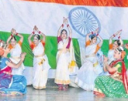 కనువిందుగా 'గీతాంజలి' నృత్య మాలిక