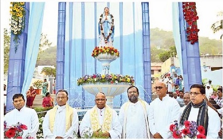 నవదిన ప్రార్థనలు ప్రారంభం
