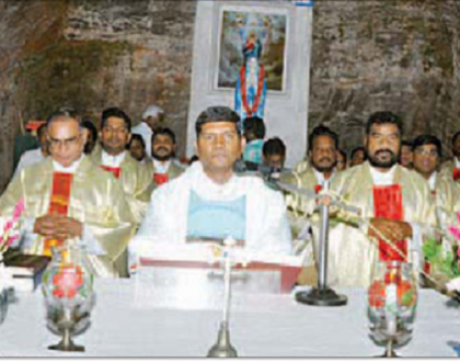 మతాలు వేరైనా మానవులంతా ఒకటే