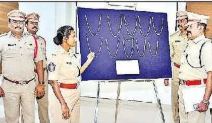 మాటల్లో పెడతారు... ఆభరణాలు లాగేస్తారు!