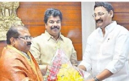 ఆదర్శవంతమైన జిల్లాగా తీర్చిదిద్దుదాం