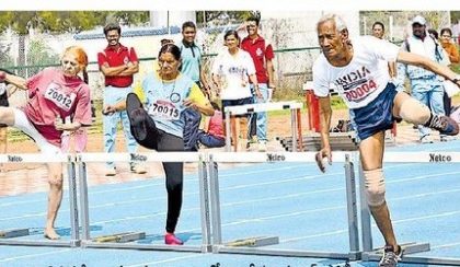 వీరు... కుర్రాళ్లకు తీసిపోరు...