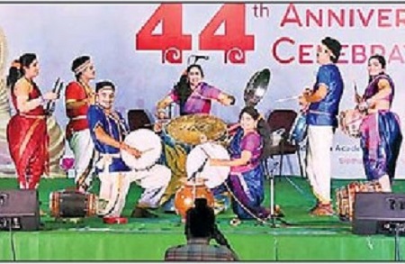 ప్రతి విద్యార్ధీ లక్ష్యసాధనకు శ్రమించాలి