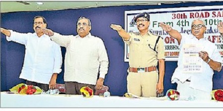 రహదారి భద్రత నిబంధనలు పాటించడం అందరి విధి