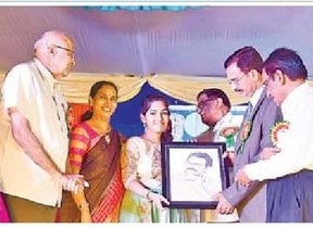 మహిళా విద్యకు అధిక ప్రాధాన్యం ఇవ్వాలి