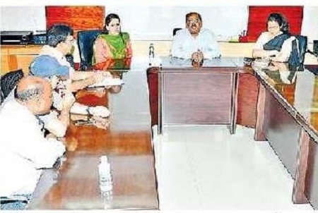 జిల్లాలో ఎన్నికల విధులకు 31,742 మంది సిబ్బంది
