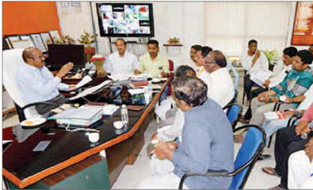 ప్రతి మూడు రోజులకు ఎన్నికల వ్యయాలను సమర్పించాలి