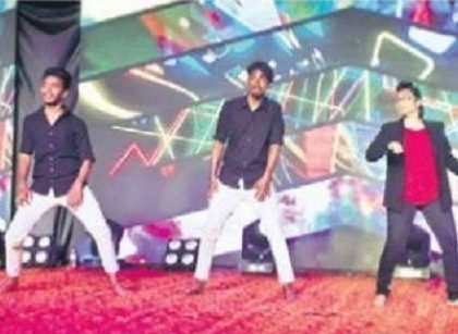 ఆశావహ ఆలోచనలతో ముందుకు సాగాలి