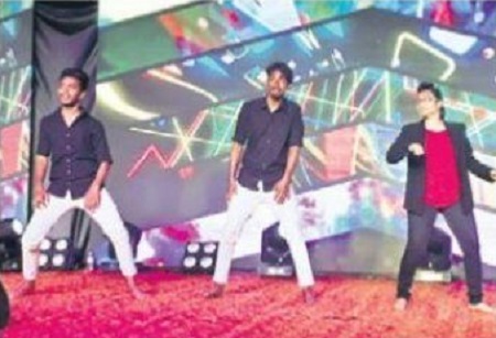 ఆశావహ ఆలోచనలతో ముందుకు సాగాలి