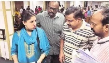 ఓటర్ల నమోదు, సవరణలు రెండు రోజుల్లో పూర్తిచేయాలి : జేసీ