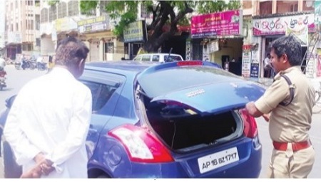 రంగంలోకి దిగిన ఫ్లయింగ్ స్క్వాడ్లు