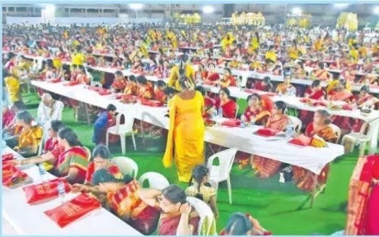 యత్ర నార్యస్తు పూజ్యంతే ..