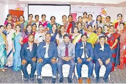 పారిశ్రామికవేత్తలుగా రాణించాలి