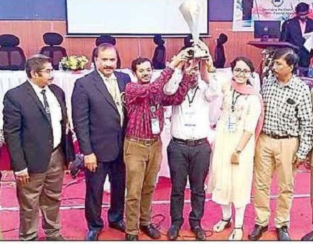 విద్యార్థుల ఆలోచనలే నూతన ఆవిష్కరణలకు మూలం