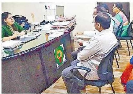 ఓటుహక్కు వినియోగంలో ప్రజాస్వామ్యం పటిష్ఠం