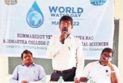 జలవనరులను వృథా చేయొద్దు