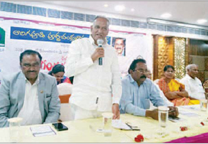 సమాజాభివృద్ధిలో దాతల పాత్ర కీలకం