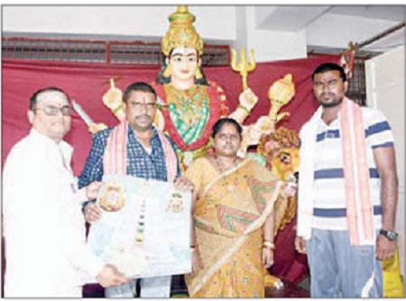 అన్నదాన పథకానికి రూ.లక్ష విరాళం