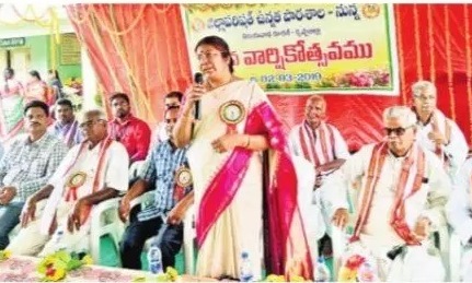 నైతిక విలువలే ప్రధానం