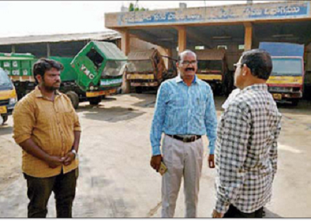 పారిశుద్ధ్య నిర్వహణ వాహనాలను నిరంతరం అందుబాటులో ఉంచాలి