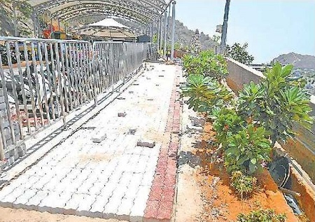 దుర్గగుడి ఘాట్ రోడ్డు మార్గంలో మార్పులు