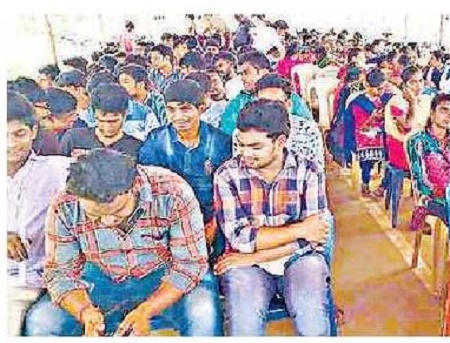 దివ్యాంగులకు ర్యాంపులు, చక్రాల కుర్చీల ఏర్పాటు