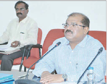 పోలింగ్ రోజునే సెక్టార్ ఆఫీసర్లు విధులు