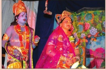 నాటక రంగానికి ఊపీరులూదిన బెజవాడ