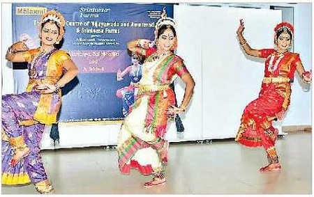 మనోరంజనం... నాట్యతరంగం