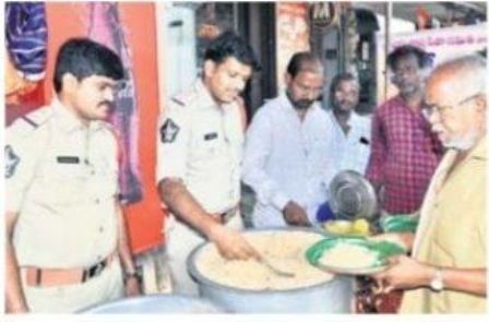 మజ్జిగ చలివేంద్రం ప్రారంభం