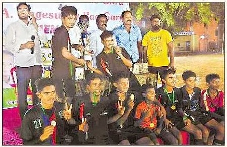 రాష్ట్రస్థాయి ఓపెన్ ఫుట్ బాల్ టోర్నీ విజేత డీఎస్ఏ కృష్ణా జట్టు