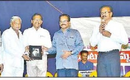 ఆ గళం... తెలుగు జాతి వరం