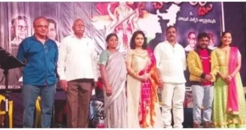 ఆస్వాదింప చేసిన ఆపాత  మధురాలు