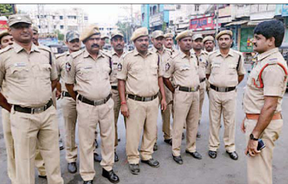 పంజా సెంటర్ లో ప్రత్యక పోలీసు పహరా