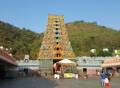 30న దుర్గగుడికి ప్రముఖుల రాక