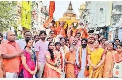 ఇంద్రకీలాద్రిపై గిరి ప్రదక్షిణ