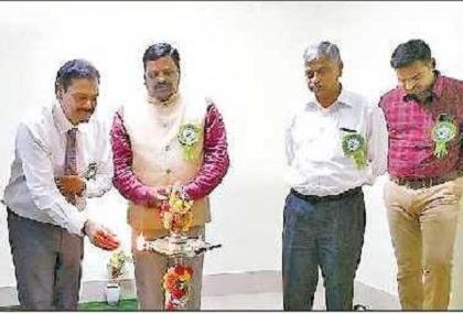 చదువుతో పాటు  ఉద్యోగమే లక్ష్యం