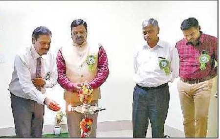 చదువుతో పాటు  ఉద్యోగమే లక్ష్యం